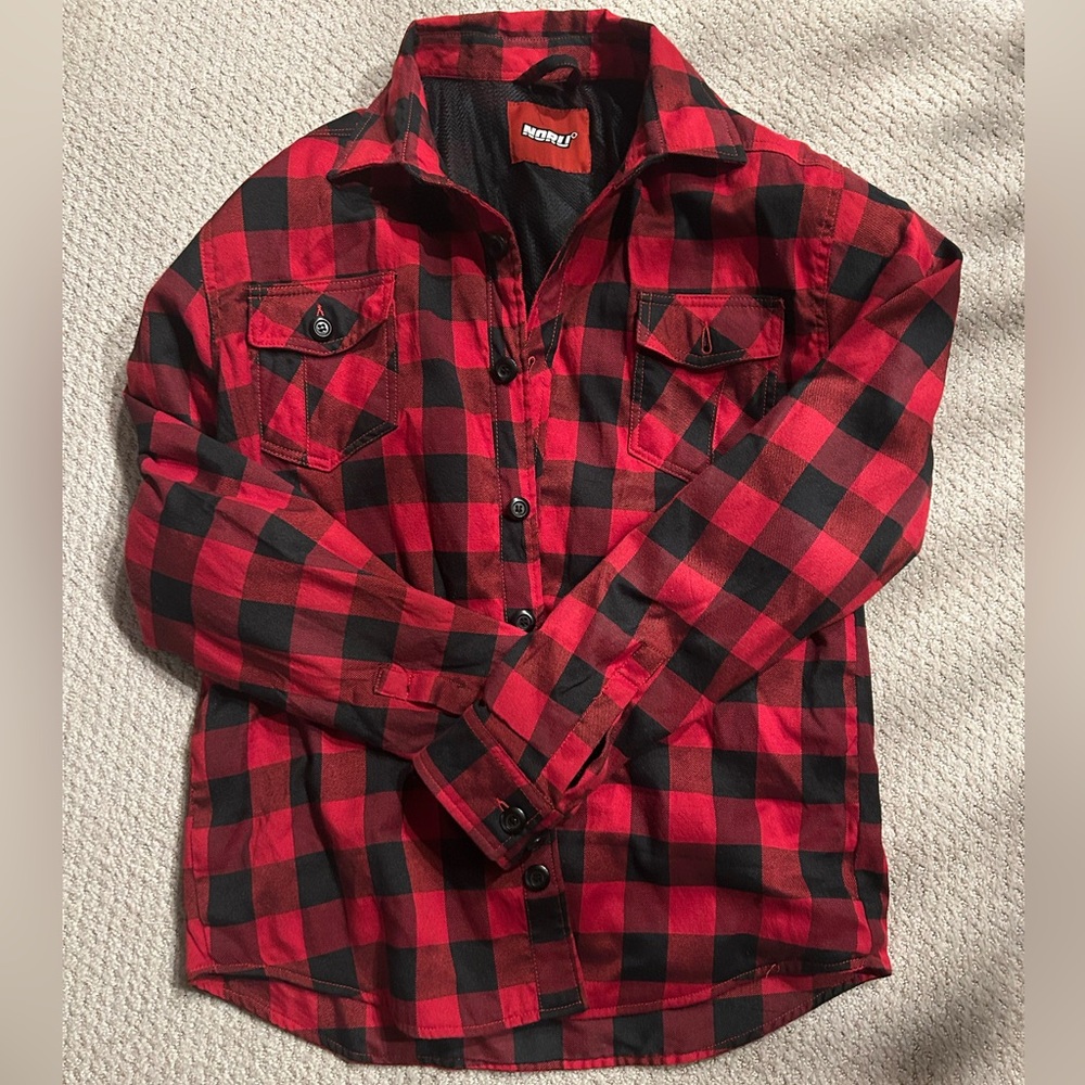 Noru men’s button up shirt 2XL with padding in elbows!